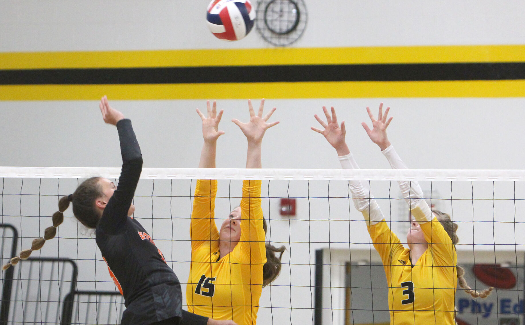 Bloomer at Cadott volleyball 9-13-22